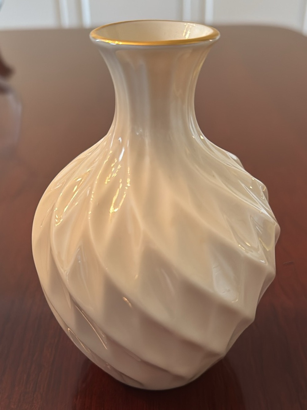 Lenox Elegant Cream Ceramic Swirl Vase with Gold Rim